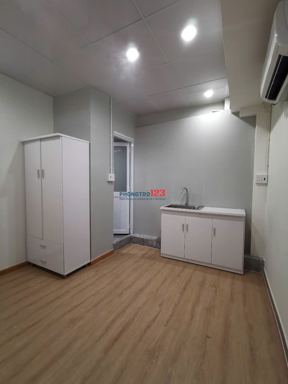 Cho thuê phòng trọ máy lạnh, máy giặt đường Liên Phường