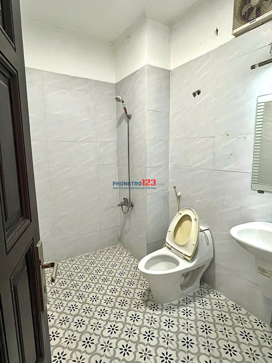 Khai trương căn hộ 1PN rộng hơn 40m2 - chợ Bến Thành - Metro Bến Thành - công viên Tao Đàn