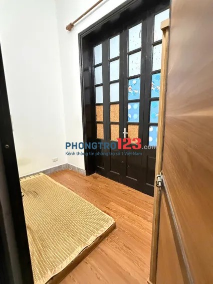 Phòng trọ đơn giá rẻ tại Nguyên Hồng giao Nguyễn CHí Thanh