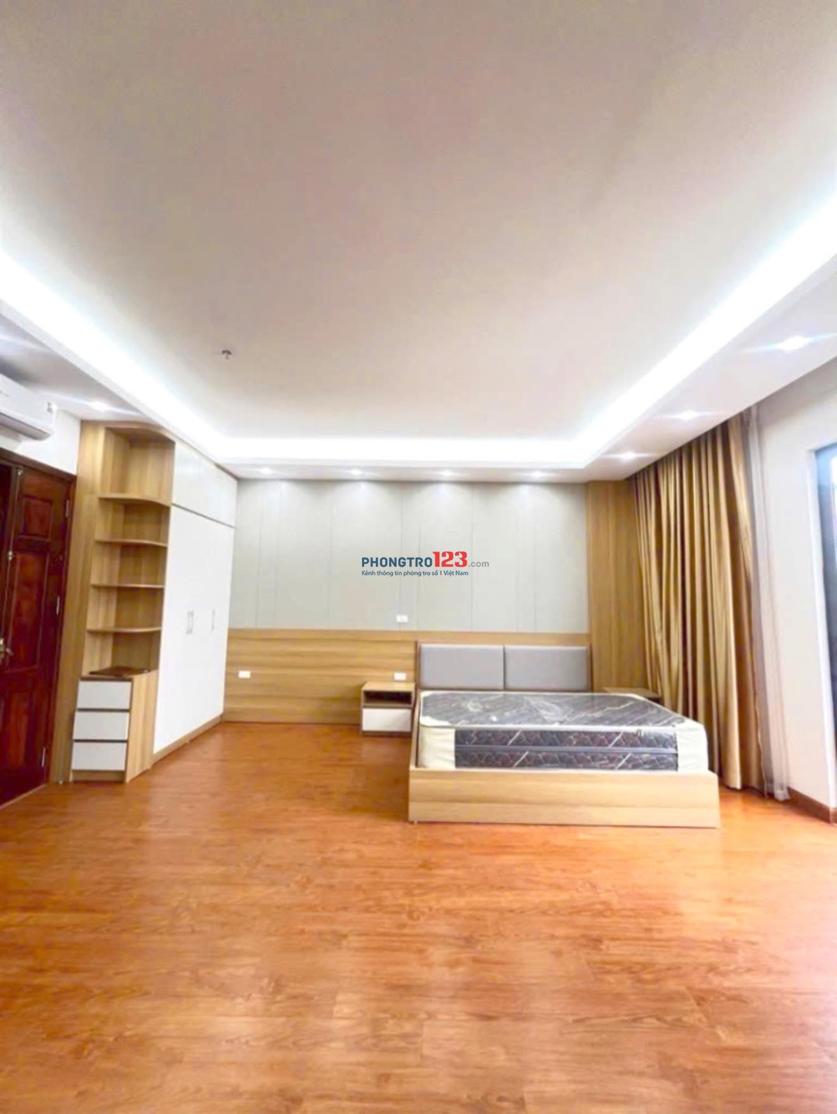 Nhờ các sale kết nối. Mình chính chủ cần cho thuê căn hộ 6A ngõ 690 Lạc Long Quân