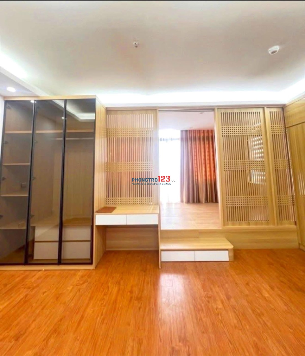 Nhờ các sale kết nối. Mình chính chủ cần cho thuê căn hộ 6A ngõ 690 Lạc Long Quân