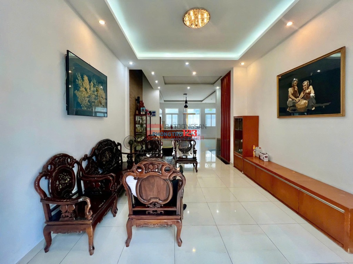 Chính chủ gửi thuê biệt thự sân vườn phường An Khánh (cạnh công viên)