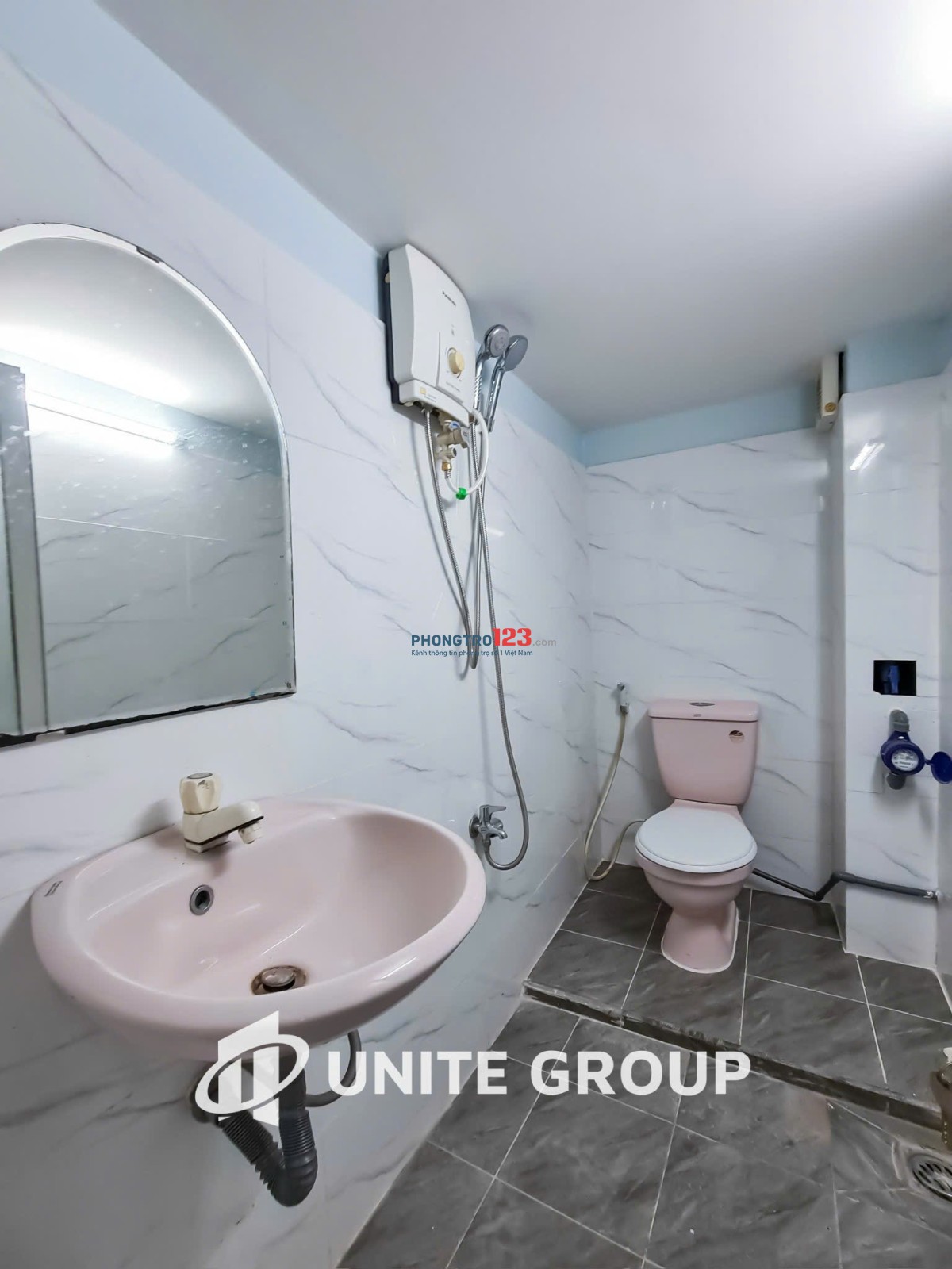 PHÒNG ĐẸP FULL NỘI THẤT – BAN CÔNG RỘNG – NGAY CHỢ BÀ CHIỂU, BÌNH THẠNH (GIÁP Q1, Q3)
