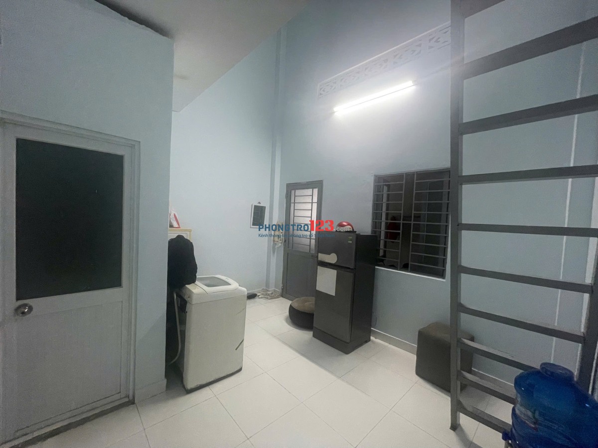 CHO THUÊ PHÒNG TRỌ – GẦN TRƯỜNG TIỂU HỌC LÊ VĂN LƯƠNG