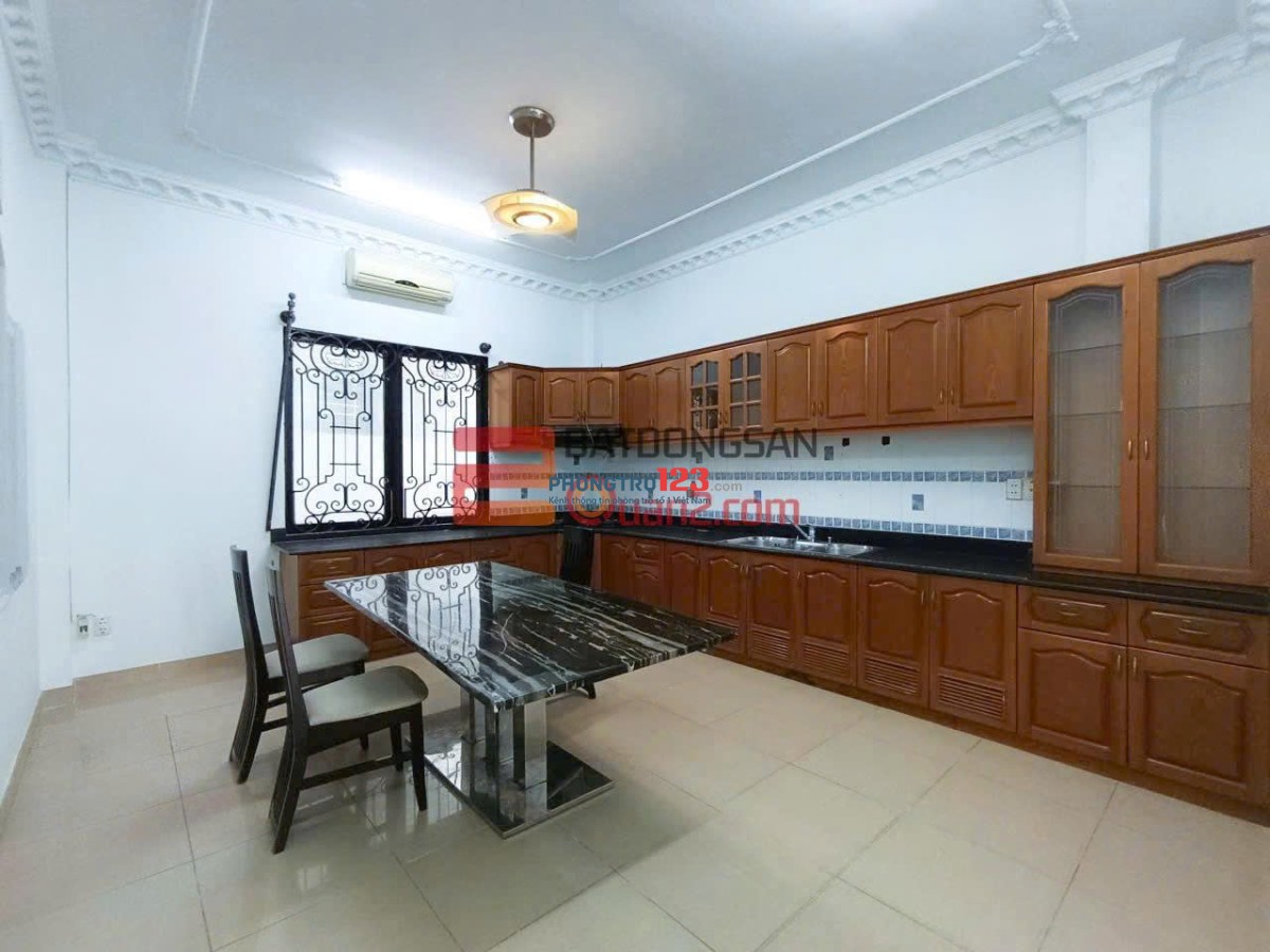 Cho thuê nhà mới đẹp, có sẵn 5 phòng phường An Khánh Quận 2