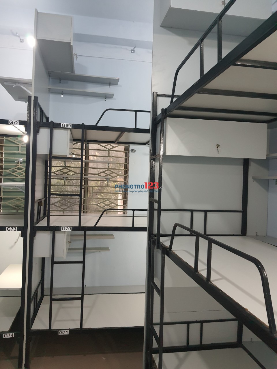 cho thuê phòng KTX giá rẻ không gian thoáng mát sạch sẽ 20m2 trên 1 phòng