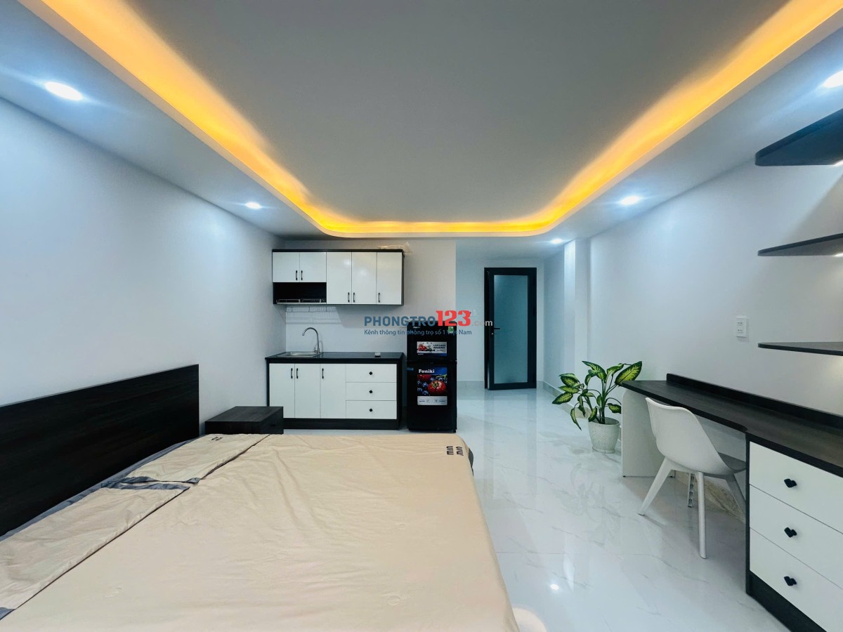 CHO THUÊ PHÒNG FULL NỘI THẤT – CỬA SỔ THOÁNG MÁT – NGAY CHỢ BÀ CHIỂU – 6TR5