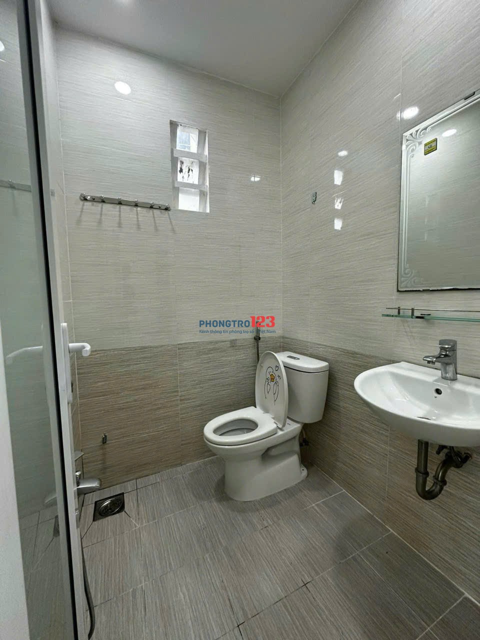  CHO THUÊ PHÒNG TRỌ FULL NỘI THẤT – ĐƯỜNG CÁCH MẠNG THÁNG 8, QUẬN 10 – VÀO Ở NGAY