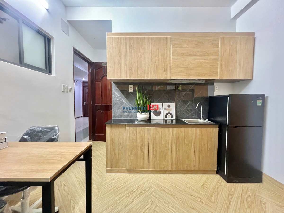 Cho thuê phòng full nội thất máy giặt riêng ngay sân bay Tân Sân Nhất Đặng Văn Sâm Tân Bình