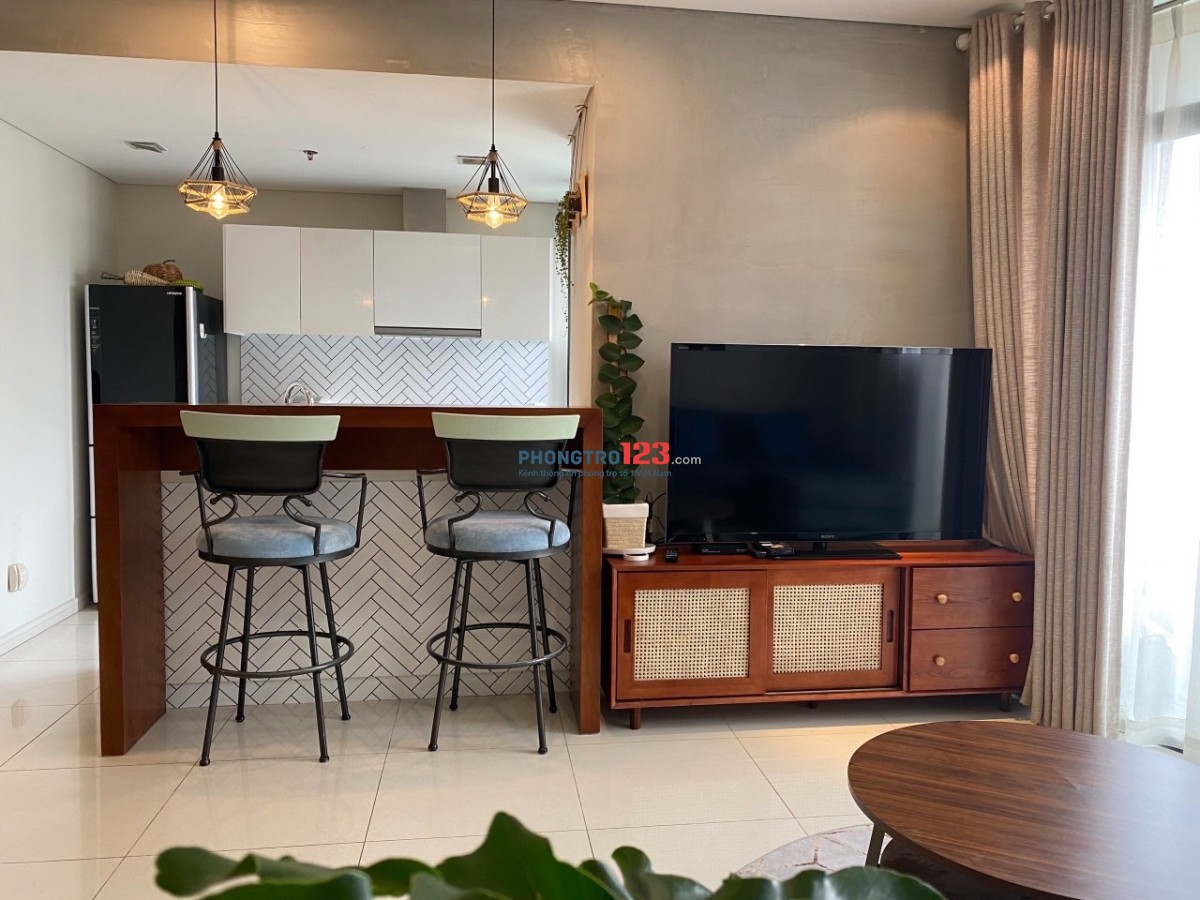 Satra Eximland - Phan Đăng Lưu, P1, PN, 145m2, 3PN, 2WC, Nội thất, 22tr/th