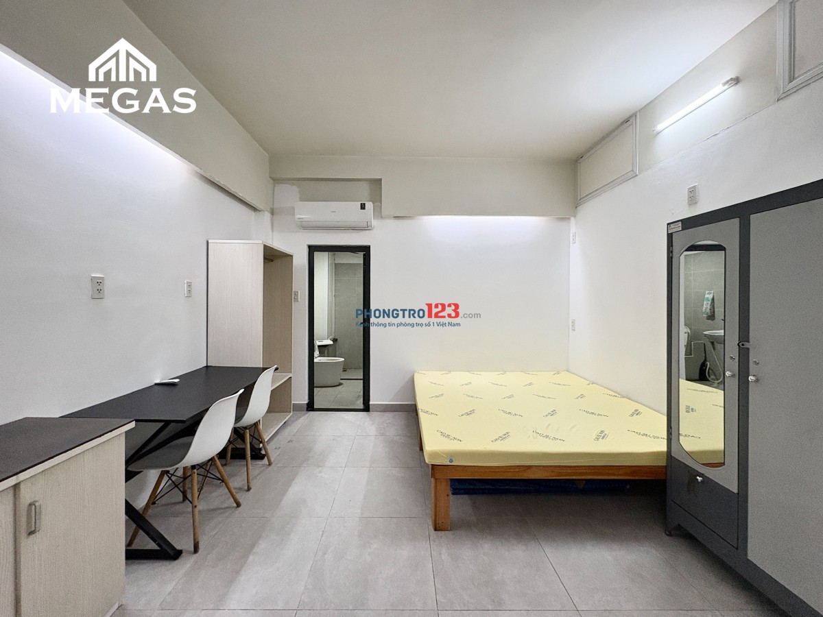 STUDIO FULL NỘI THẤT ĐI BỘ QUA TDTU CHỈ 5P - Ở 3NG3XE VÔ TƯ - KHU VỰC ĐẦY ĐỦ TIỆN ÍCH VÀ ĐẸP NHẤT Q7