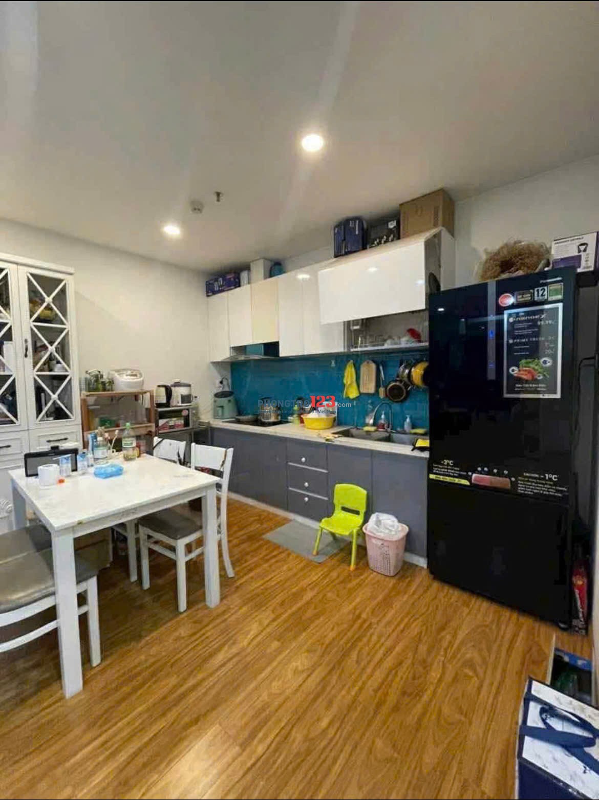 Chung cư Đặng văn Ngữ, PN: Căn góc, 77m2, 2p ngủ, nội thất, 12tr.