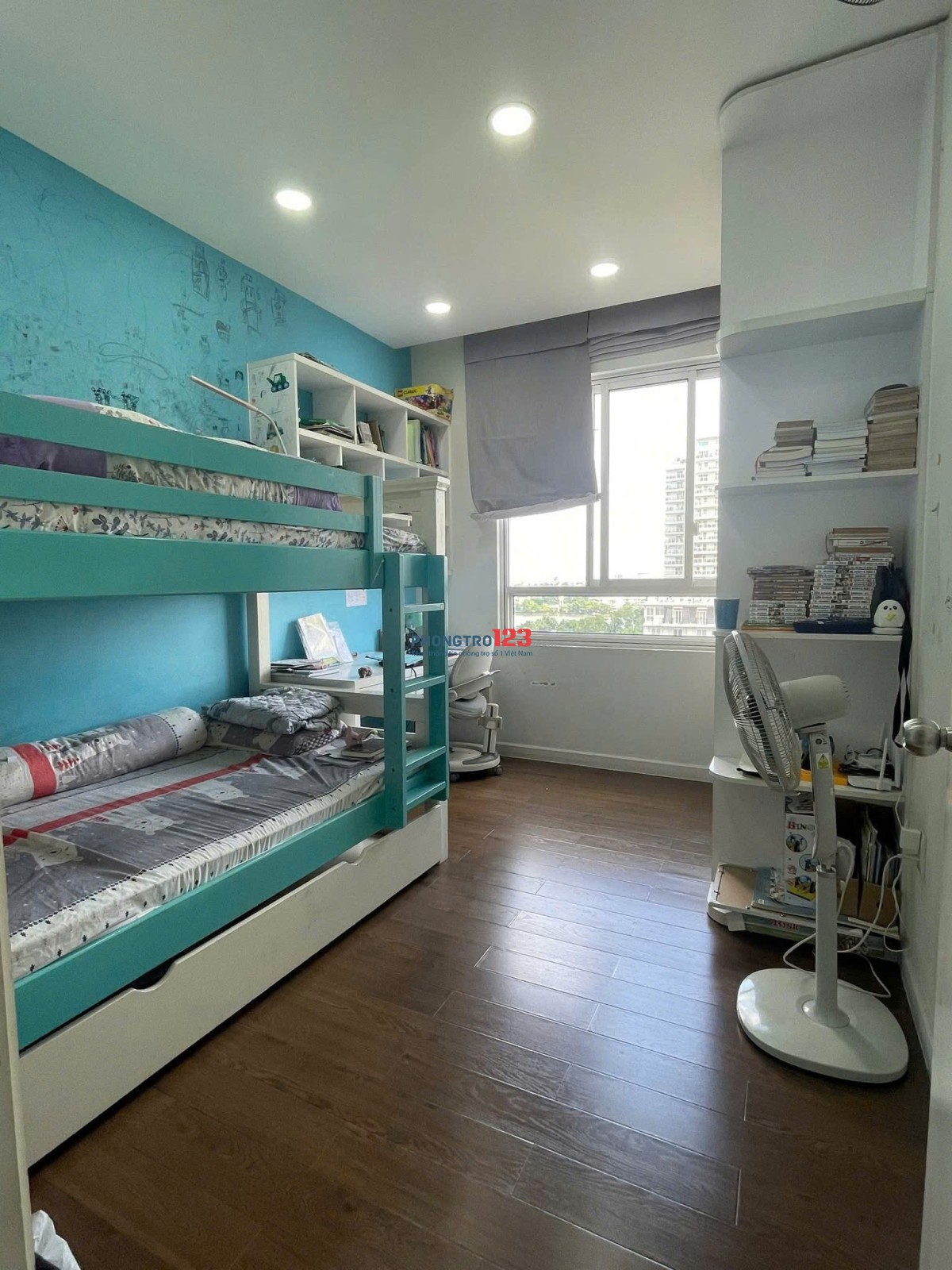 Chung cư Screc, Trường Sa, Quận 3: 2p ngủ, 2wc, nội thất mới, 12tr/th, 80m2.