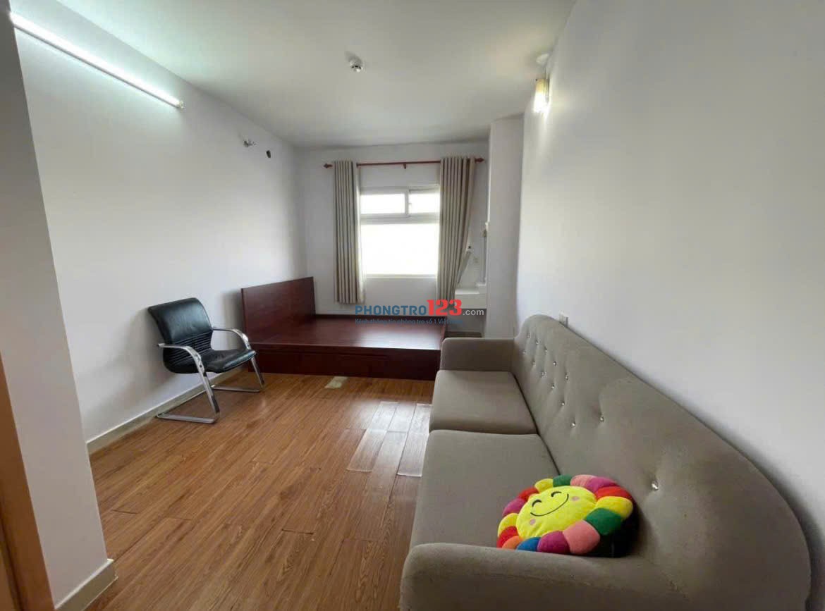 Chung cư Phú Thạnh, Nguyễn Sơn,TP: 110m2, 3PN, Nhà trống, 10tr5/th.