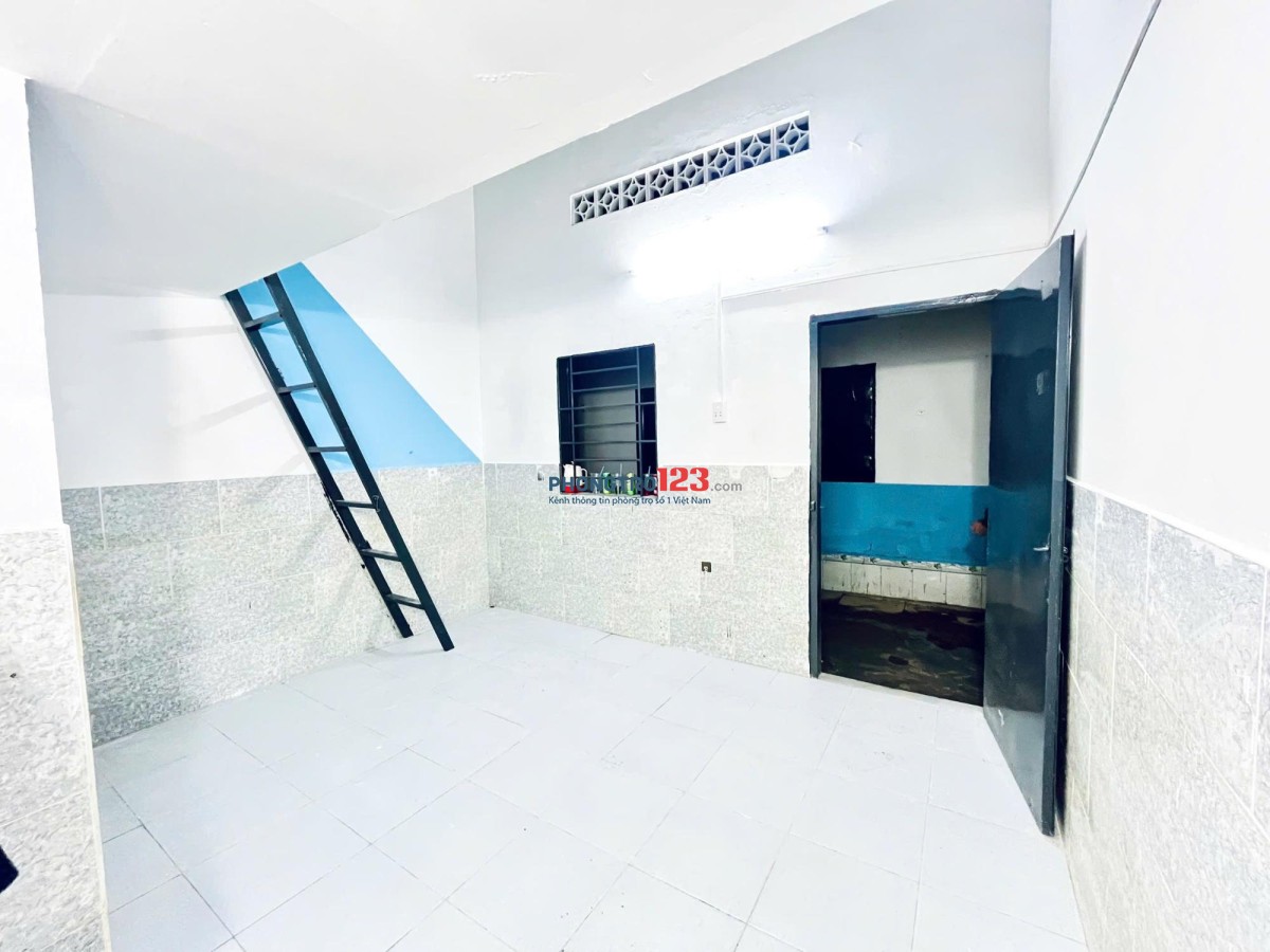Cho thuê phòng trọ giá rẻ đường số 18 kp Bình Minh 2, Dĩ An, 2.300.000 / tháng