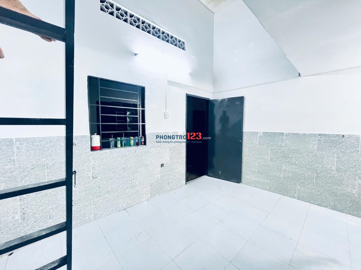 Cho thuê phòng trọ giá rẻ đường số 18 kp Bình Minh 2, Dĩ An, 2.300.000 / tháng