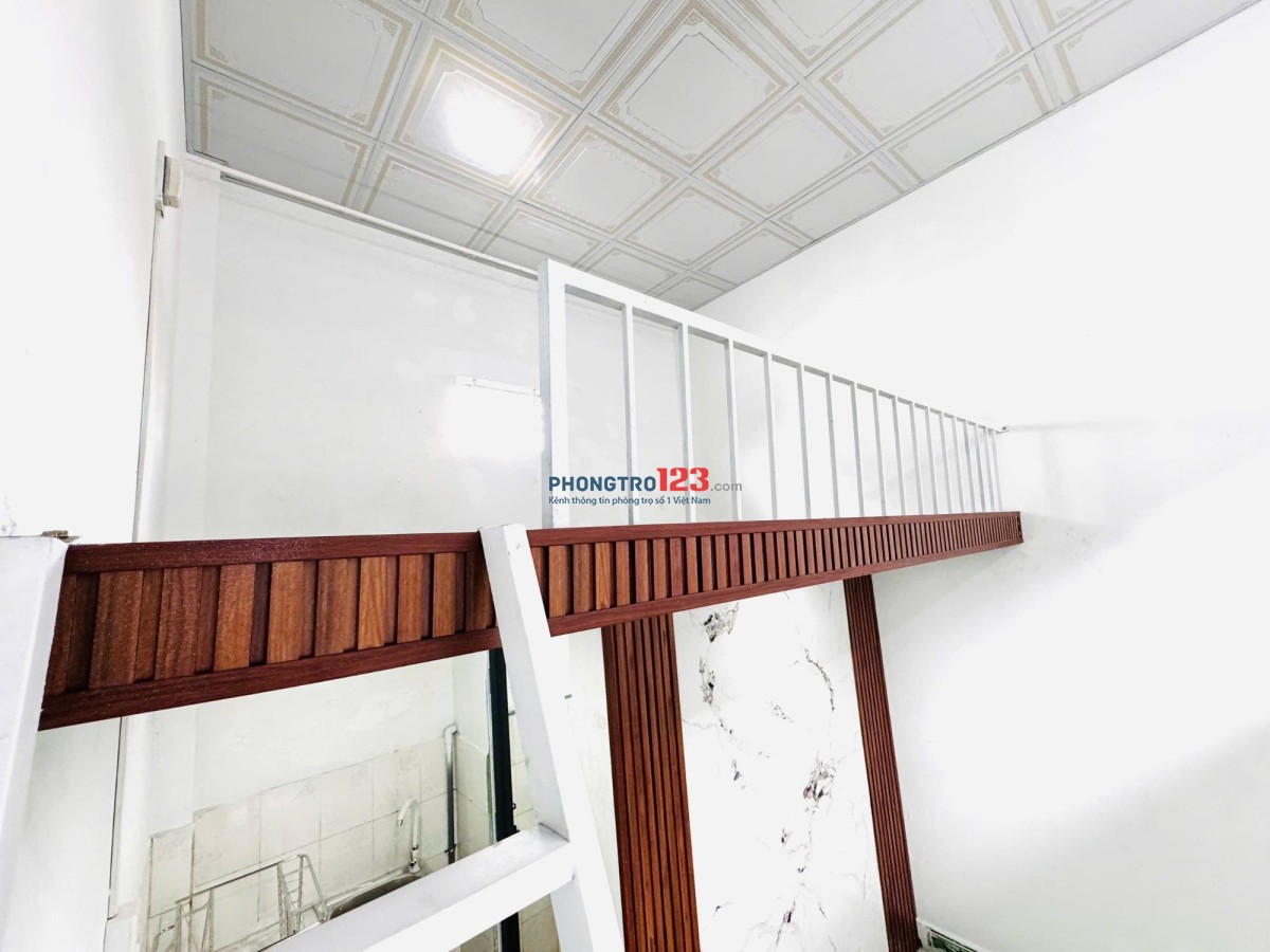 Phòng trệt có gác tại 16/61 Bình Đức 3, gần cầu vượt 550Giá 1.900.000/tháng