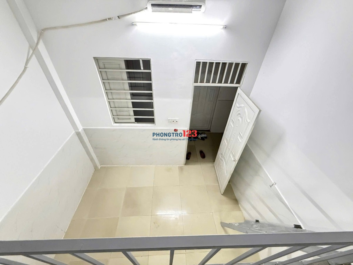 Phòng trệt có gác 20m2 tại đường Huỳnh Thị Hai Q12. Giá 2.600.000