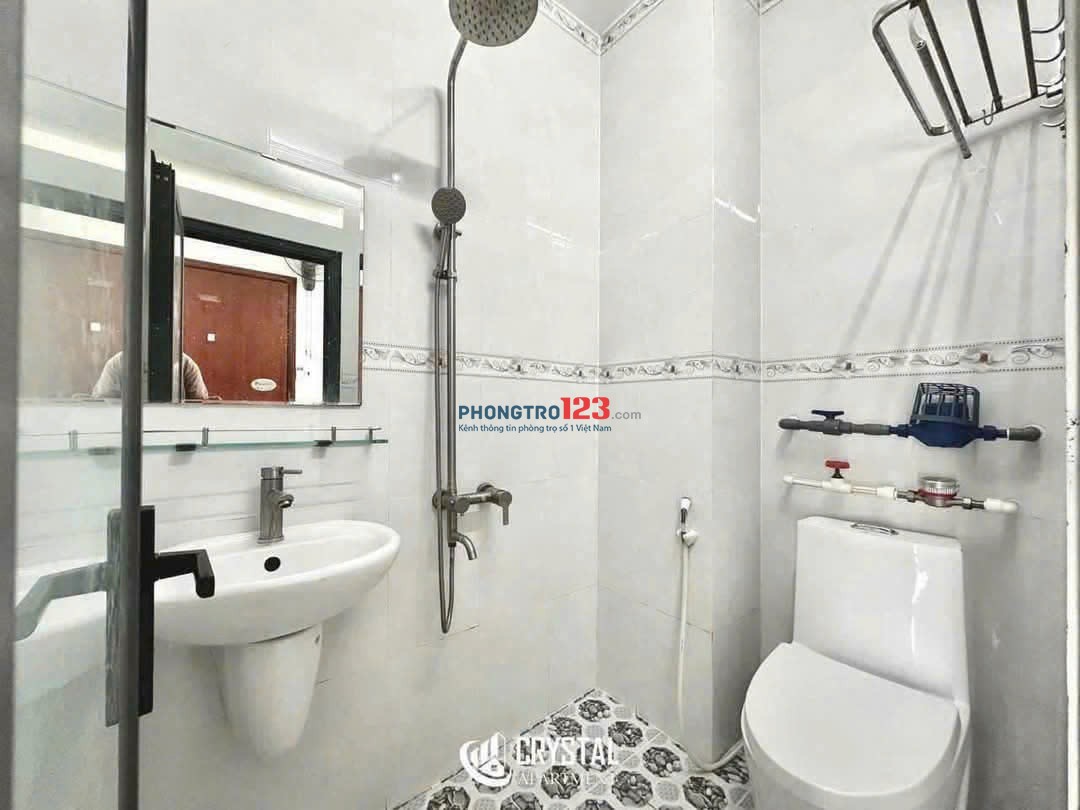 Phòng trọ có gác và ban công full nội thất ngay giữa trung tâm Tân Phú