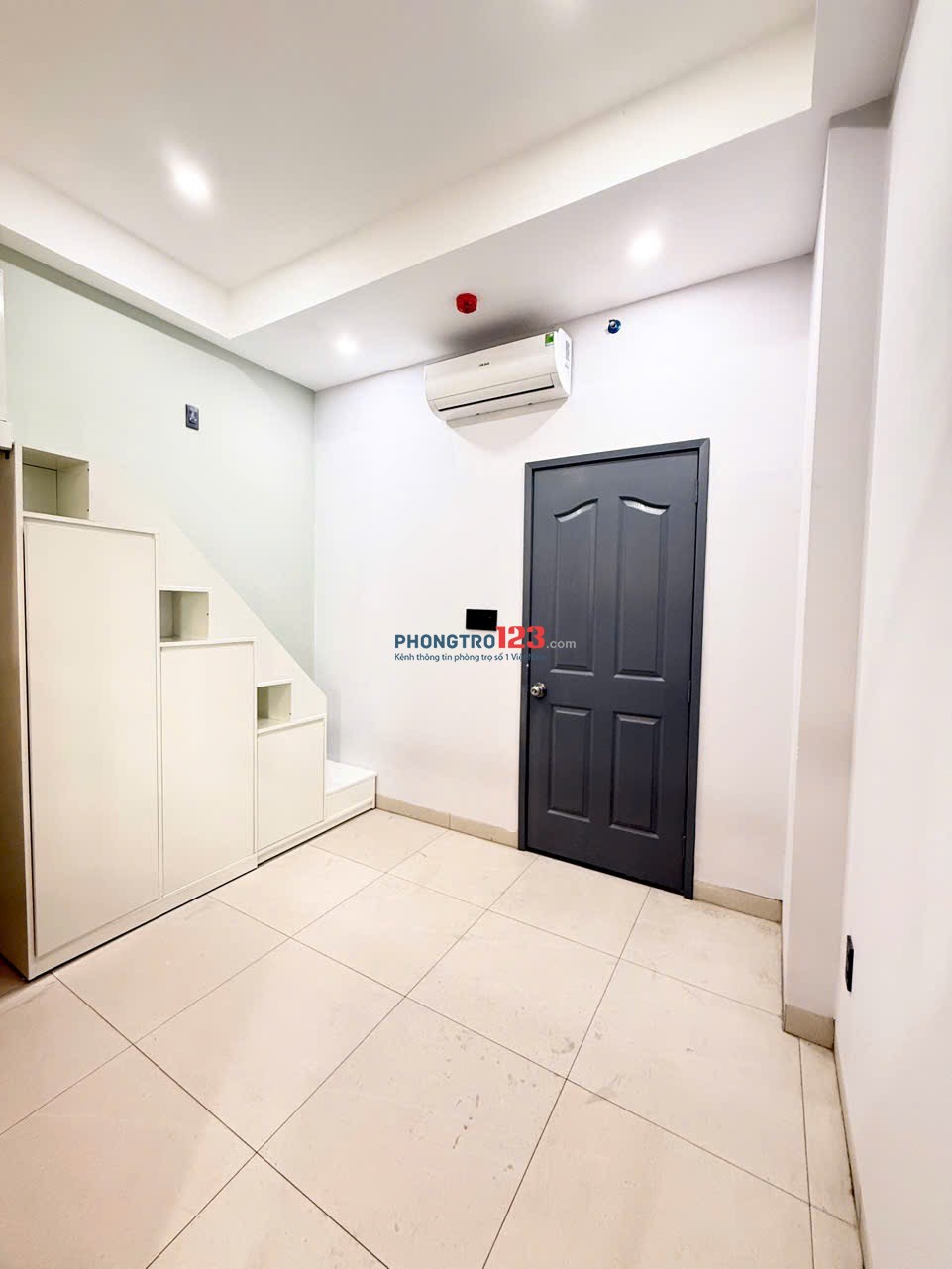 Cho thuê phòng gác/duplex mới nhà thang máy ở Dương Quảng Hàm Gò Vấp gần siêu thị Emart, ĐH Văn Lang