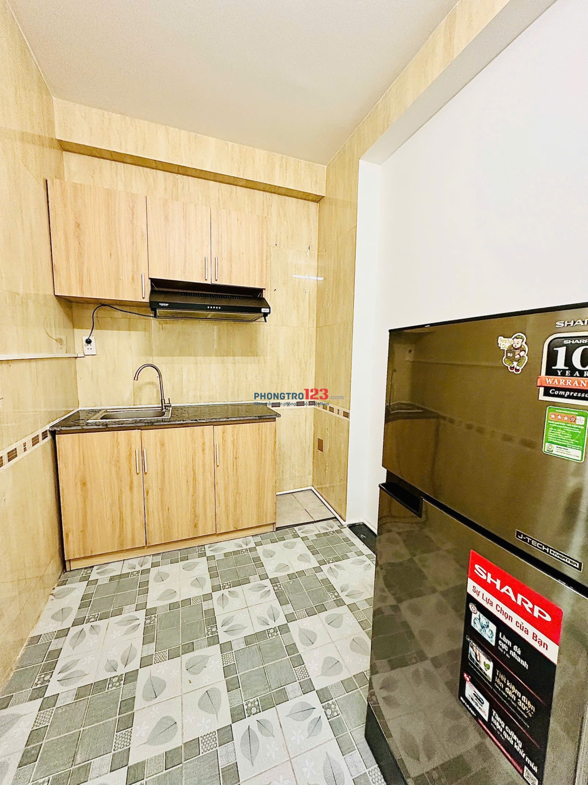 Phòng căn hộ đủ nội thất siêu mát, trệt - 71 Hồ Bá Kiện Q.10 (gần CV Lê Thị Riêng, ĐH Bách Khoa)