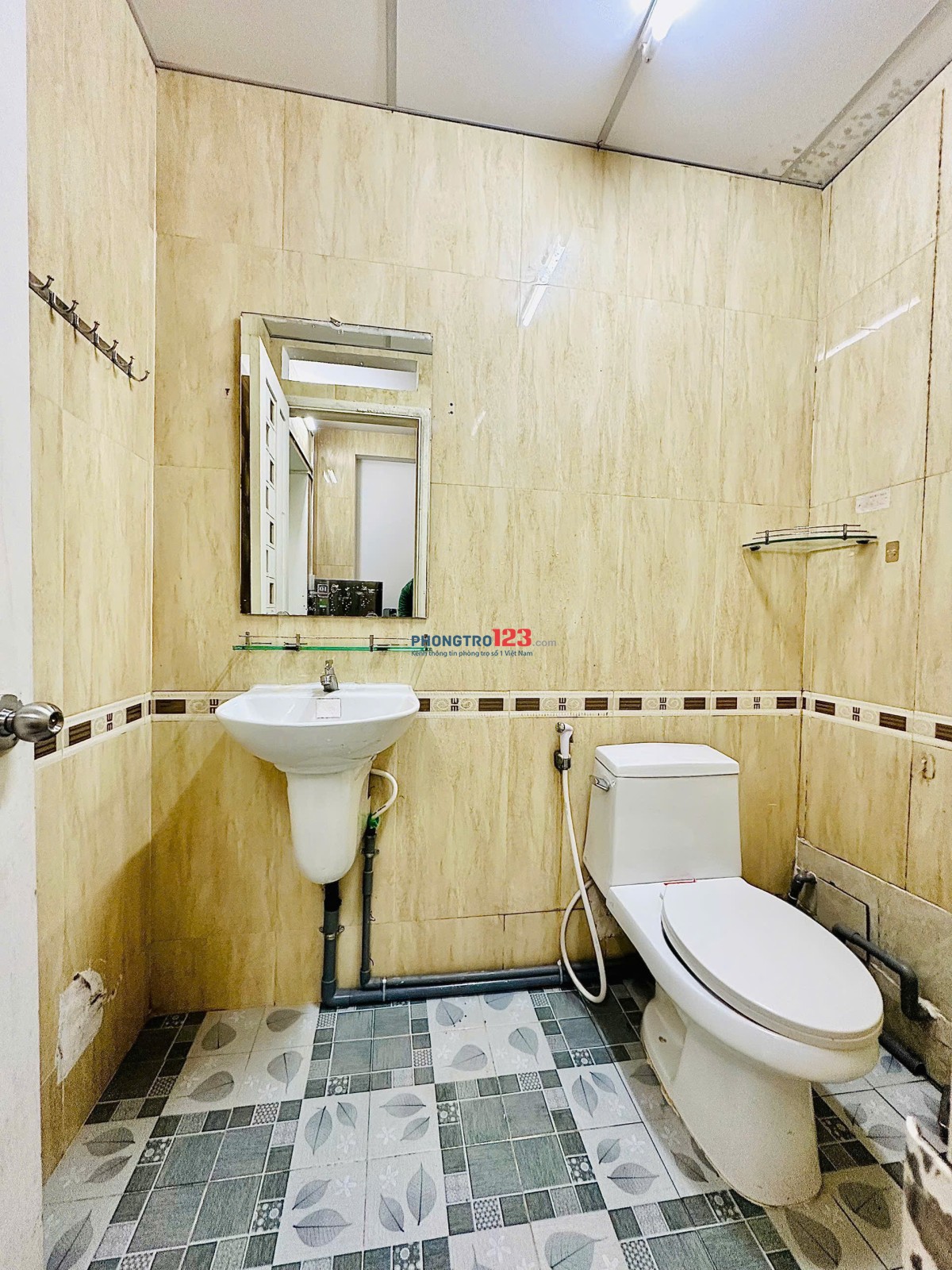 Phòng căn hộ đủ nội thất siêu mát, trệt - 71 Hồ Bá Kiện Q.10 (gần CV Lê Thị Riêng, ĐH Bách Khoa)