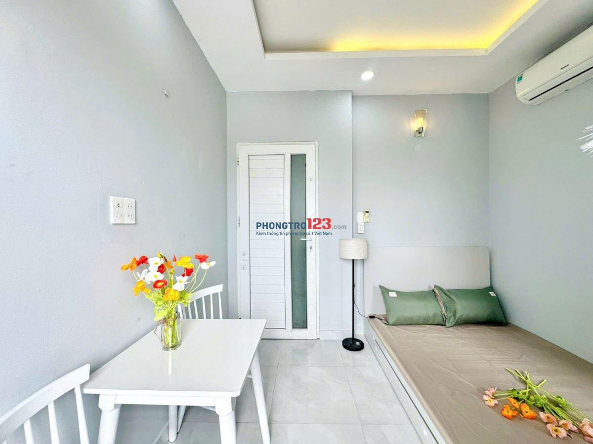 CHO THUÊ PHÒNG TRỌ CỬA SỔ BAN CÔNG CỰC THOÁNG CẠNH CẦU NGUYỄN VĂN CỪ QUẬN 1 CÓ THỂ Ở LUÔN