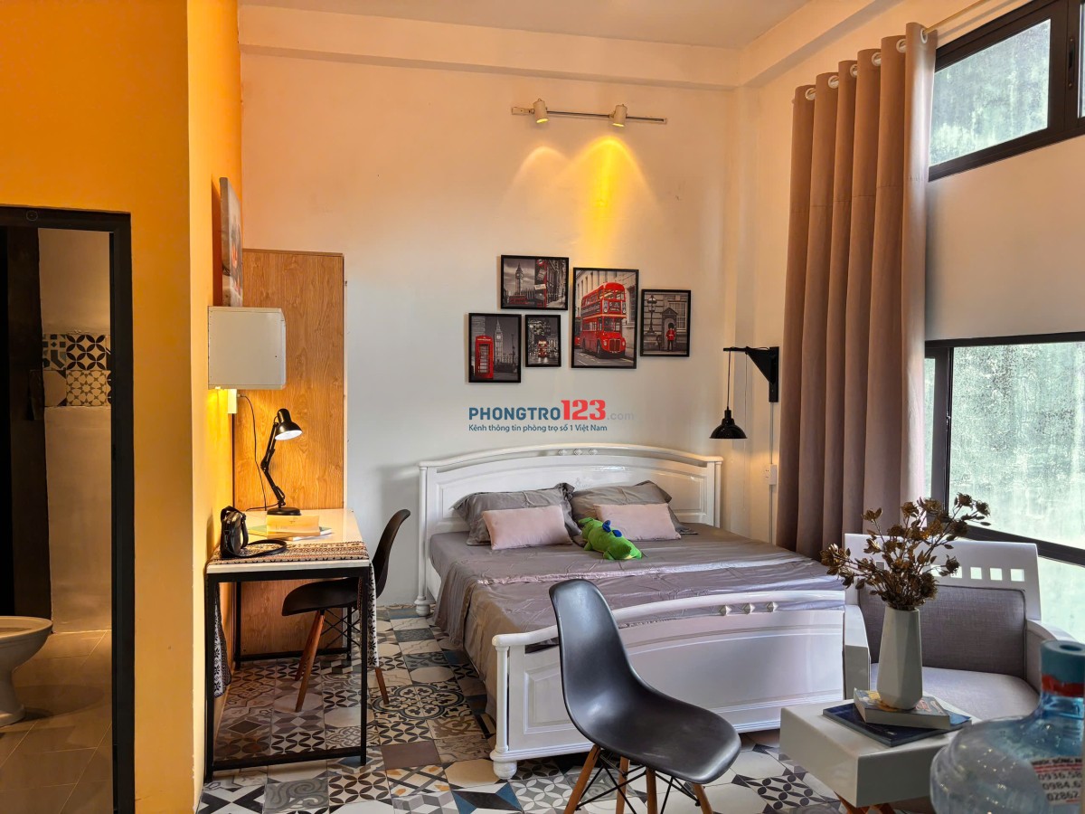 Cho thuê căn hộ cửa sổ trời, đầy đủ nội thất, không chung chủ, giờ giấc tự do, gần Thị Nghè