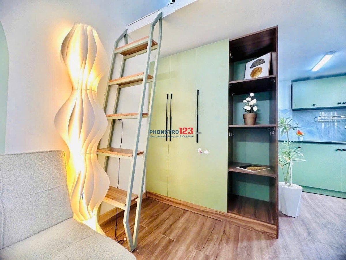 Cho Thuê Phòng Có Gác, Ban công, Bình Thạnh gần Ngã Tư Hàng Xanh, Hutech, Ngoại Thương, Uef
