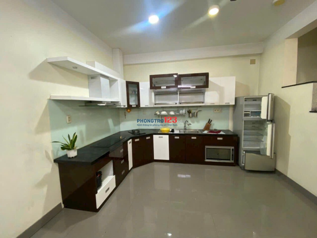 Tìm 1-2 bạn nữ ở ghép phòng trong nhà nguyên căn