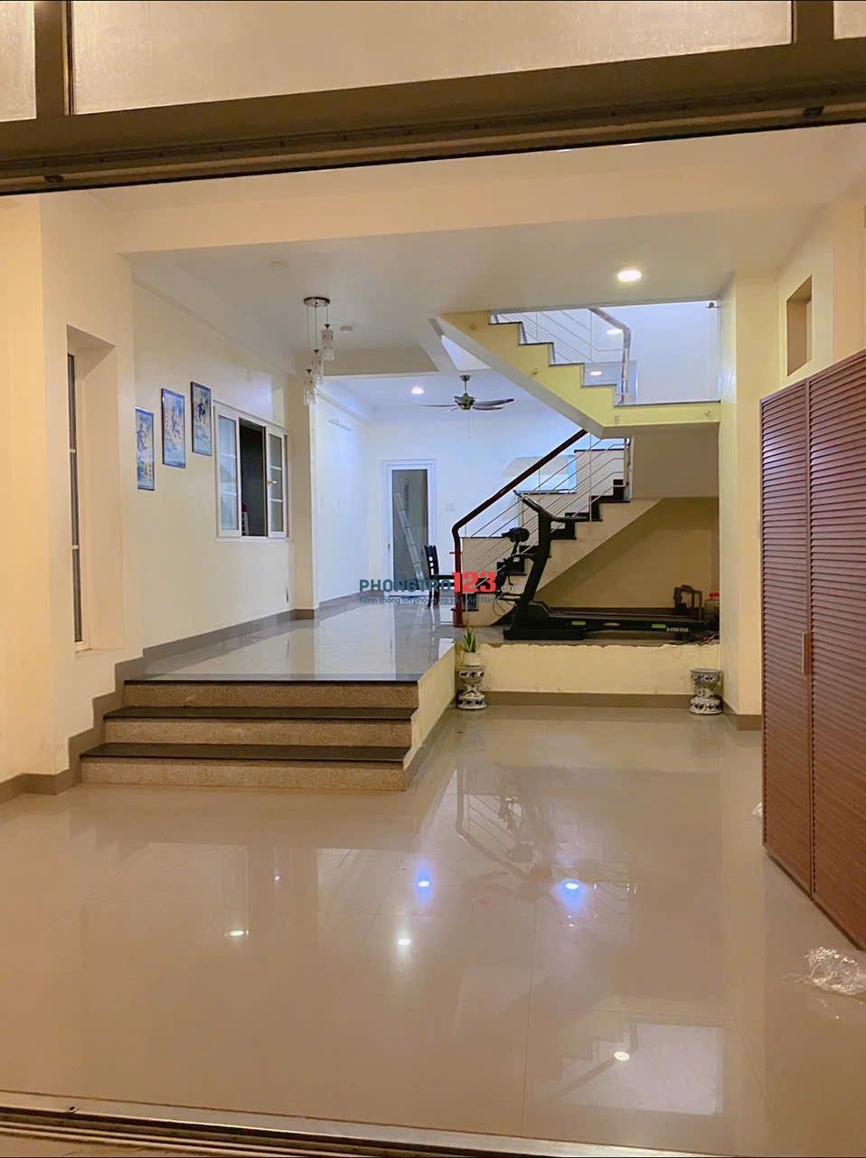 Tìm 1-2 bạn nữ ở ghép phòng trong nhà nguyên căn