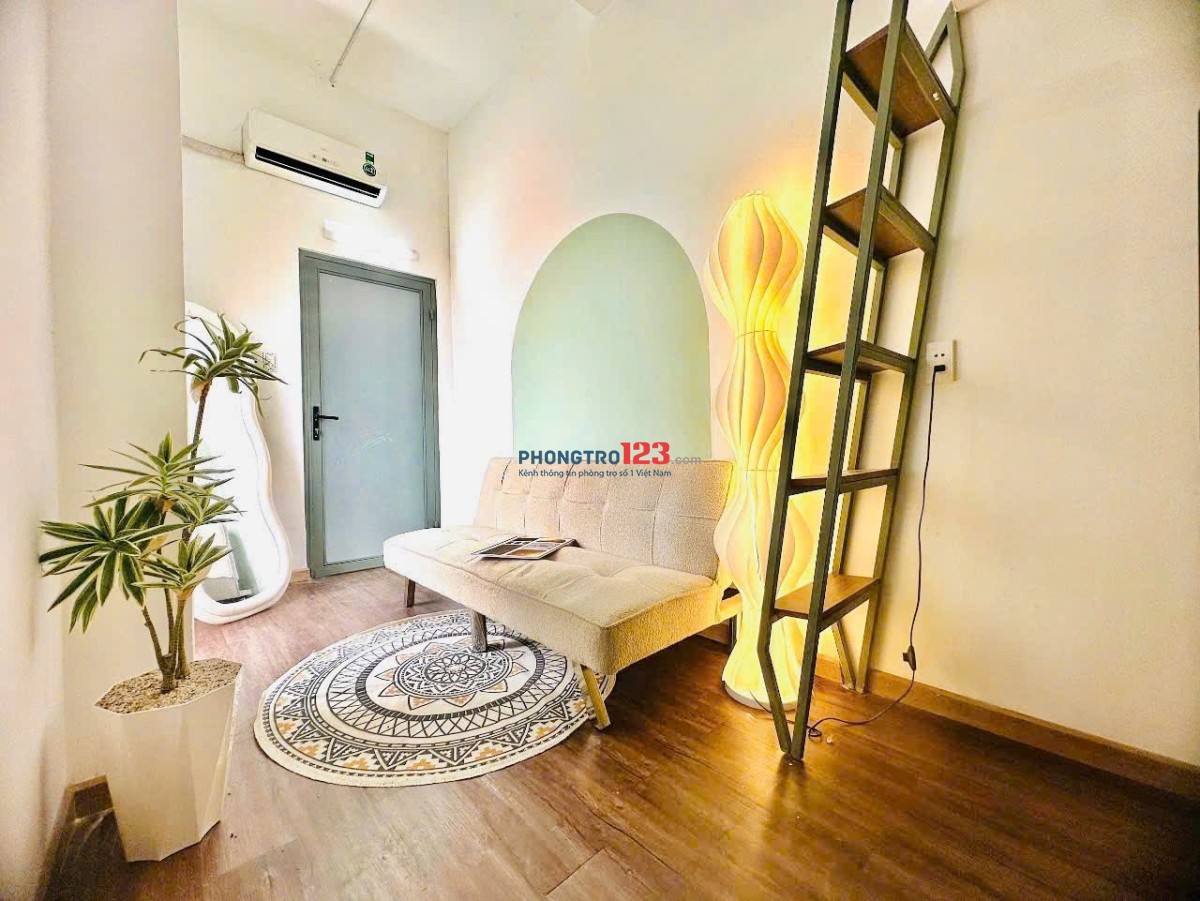 Cho Thuê Phòng Có Gác, Ban công, Bình Thạnh gần Ngã Tư Hàng Xanh, Hutech, Ngoại Thương, Uef