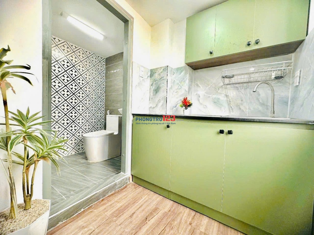 Cho Thuê Phòng Có Gác, Ban công, Bình Thạnh gần Ngã Tư Hàng Xanh, Hutech, Ngoại Thương, Uef