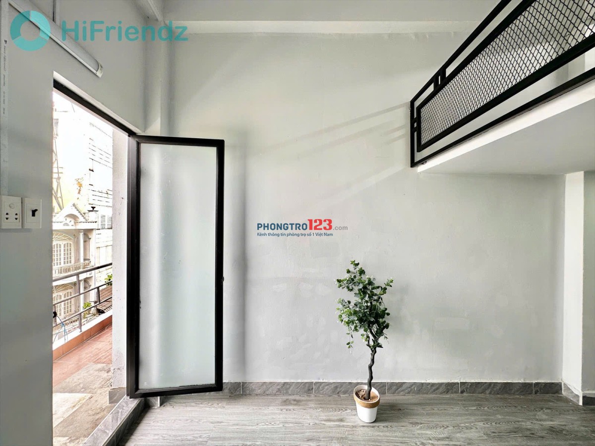 Duplex Chỉ 3x, Ngay Sát Học Viện Cán Bộ, Gác Cao 2m, Ở 3,4 Người Thoải Mái
