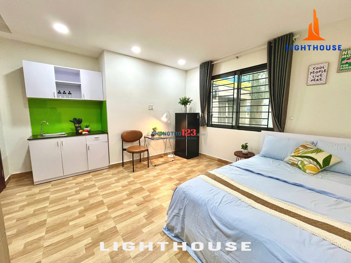 PHÒNG CỬA SỔ TRỜI CỰC XINH NGAY CẦU THỊ NGHÈ