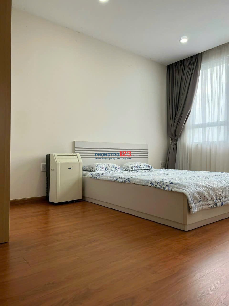 chung cư Ruby, Tân Bình rộng 90m2, 2p ngủ, NTCC giá 10,5tr