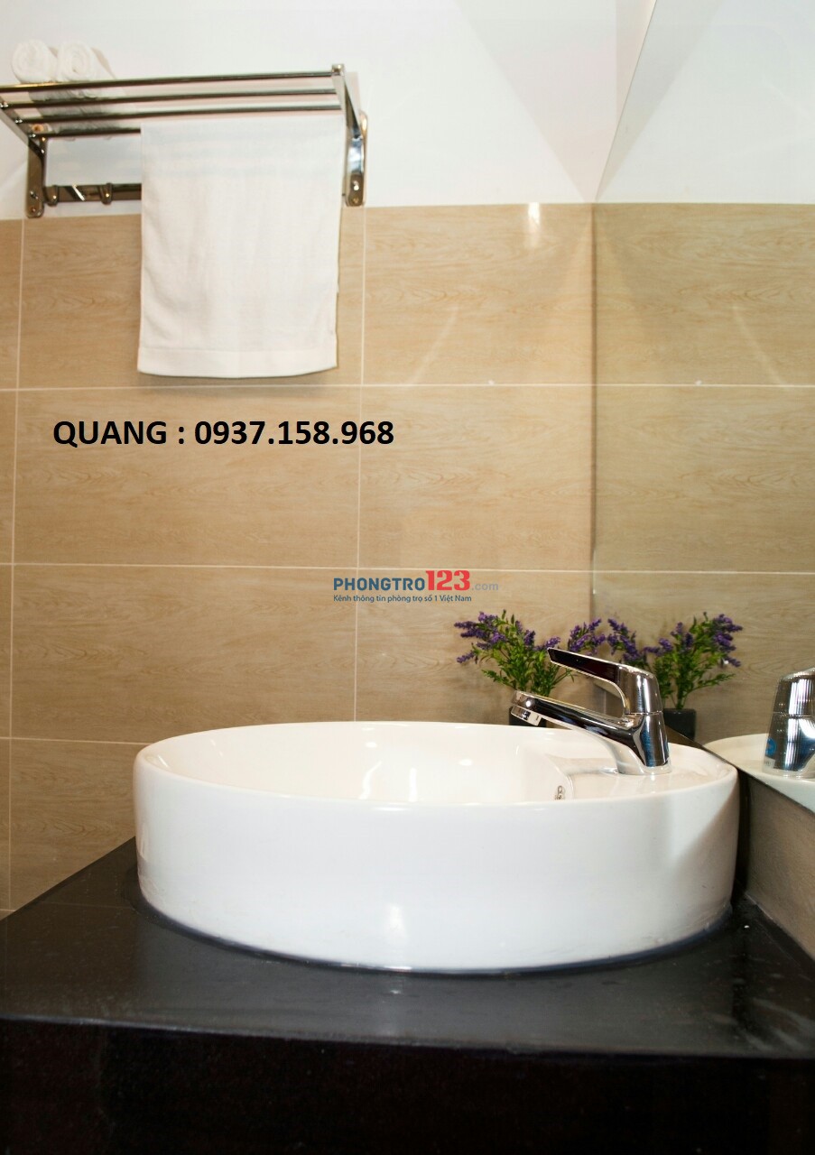 Chính chủ cho thuê nhà 4x18 Full nội thất cao cấp, hẻm xe hơi, khu yên tĩnh, đường Phạm hùng