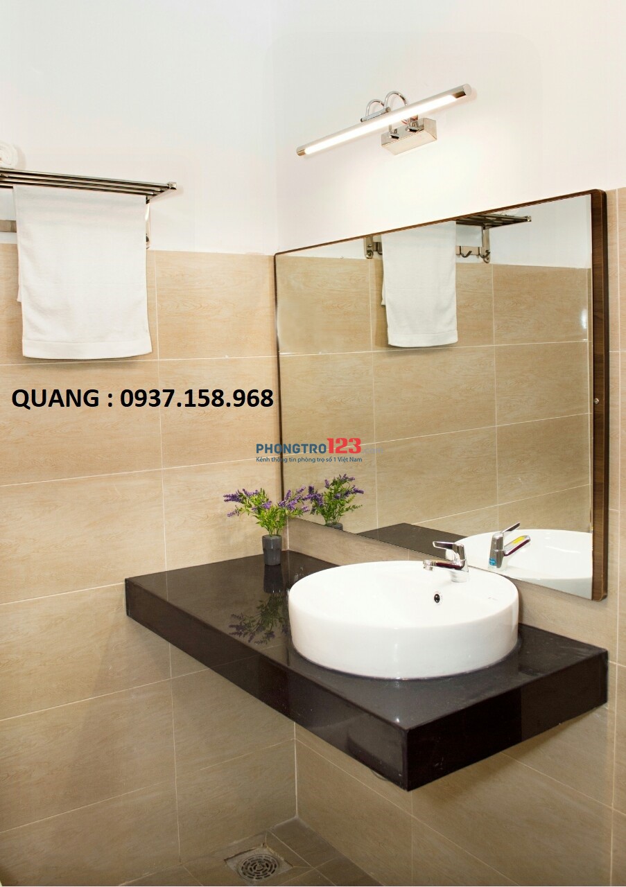 Chính chủ cho thuê nhà 4x18 Full nội thất cao cấp, hẻm xe hơi, khu yên tĩnh, đường Phạm hùng