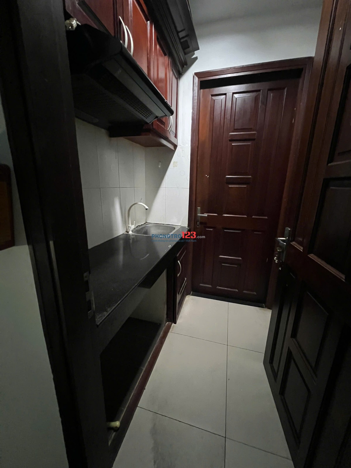 CHO THUÊ PHÒNG TRỌ THOÁNG FULL NỘI THẤT, NGUYỄN THÁI HỌC, CẠNH CÔNG VIÊN 23/9, QUẬN 1