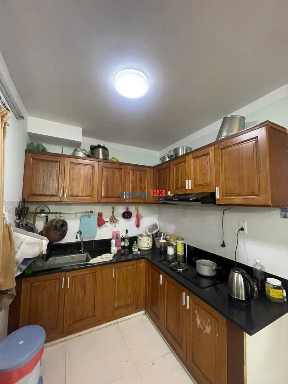 Chung cư Miếu Nổi, Vũ Huy Tấn, BT: 90m2, 3p ngủ, full nt, 13tr5/th