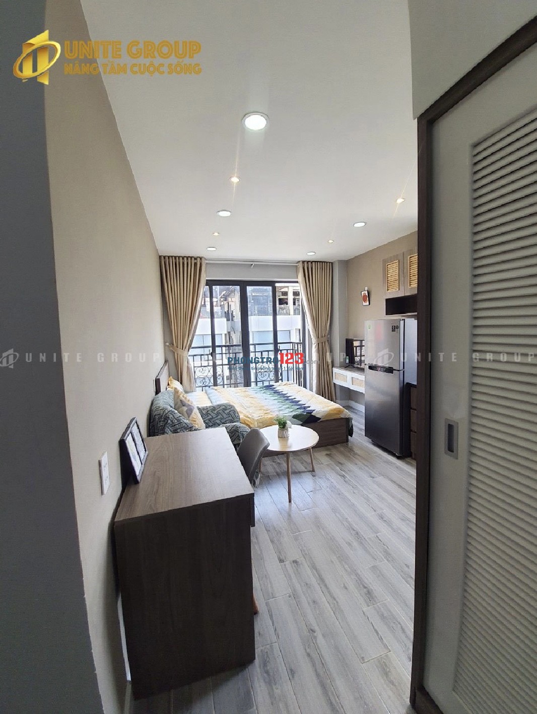 Cho Thuê Phòng Ban công, Full nội thất hiện đại, có thang máy_Phú Nhuận giáp Q1, Q3, Bình Thạnh