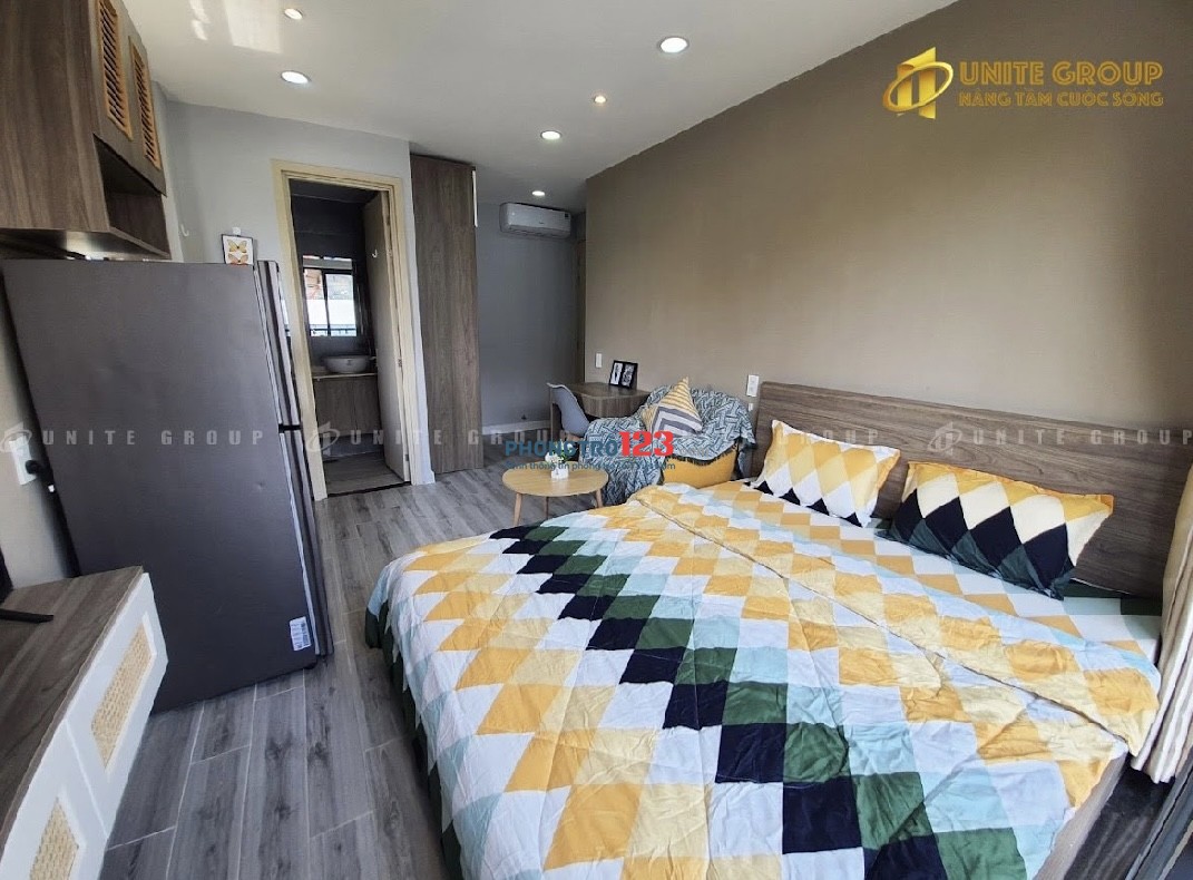 Cho Thuê Phòng Ban công, Full nội thất hiện đại, có thang máy_Phú Nhuận giáp Q1, Q3, Bình Thạnh