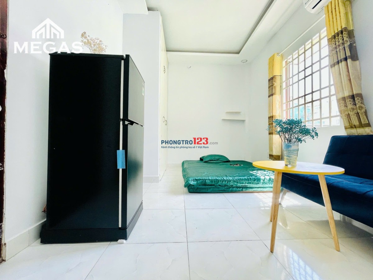 CHO THUÊ PHÒNG TRỌ-25M2-CỬA SỔ LỚN -FULL NỘI THẤT-THANG MÁY-GẦN VẠN HẠNH MALL-ĐH BÁCH KHOA, HUFLIT