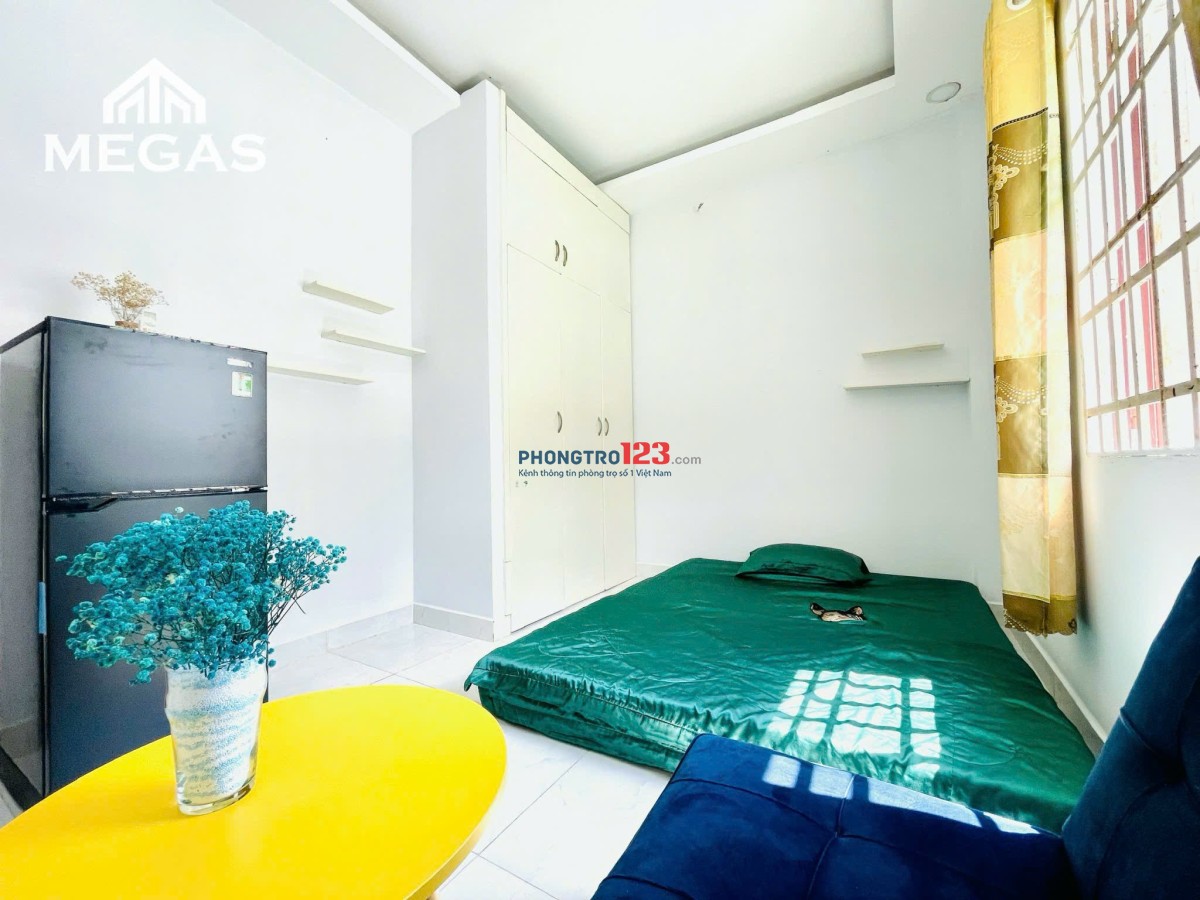 CHO THUÊ PHÒNG TRỌ-25M2-CỬA SỔ LỚN -FULL NỘI THẤT-THANG MÁY-GẦN VẠN HẠNH MALL-ĐH BÁCH KHOA, HUFLIT