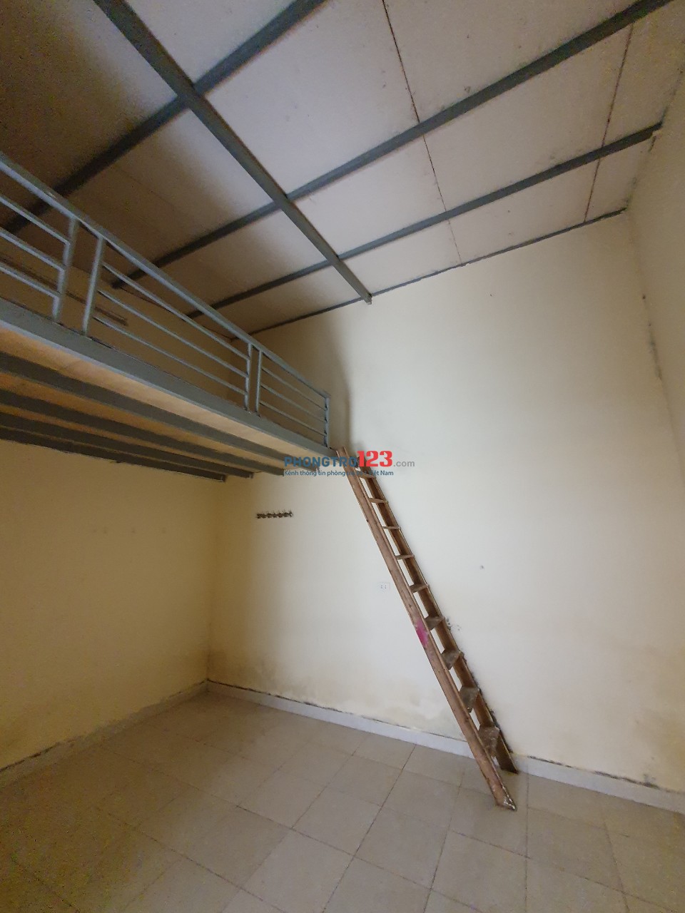 Cho thuê nhà riêng tại đường Định Công Thượng, Hoàng Mai, Hà Nội, diện tích 28m2