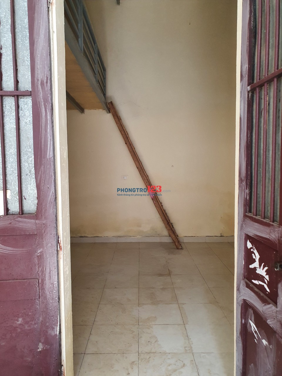 Cho thuê nhà riêng tại đường Định Công Thượng, Hoàng Mai, Hà Nội, diện tích 28m2