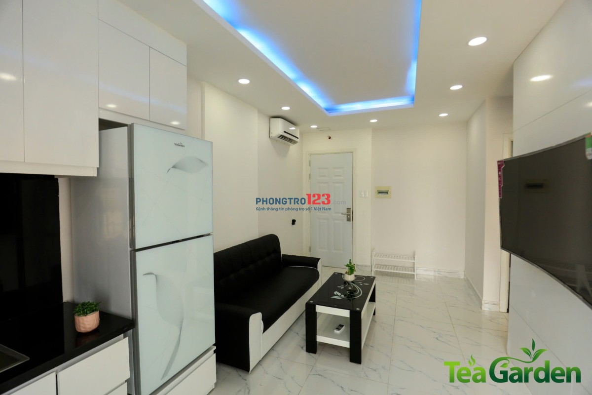 Cho thuê căn hộ 2 phòng ngủ-2wc full nội thất ban công mặt tiền view thành phố , hầm xe, thang máy