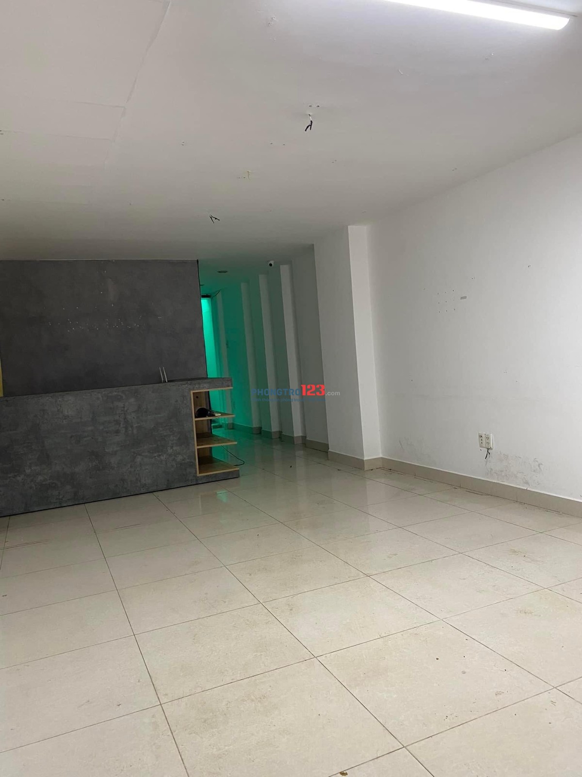 Cho thuê mặt bằng Quận 7, đường D4, KDC Him Lam, phường tân hưng