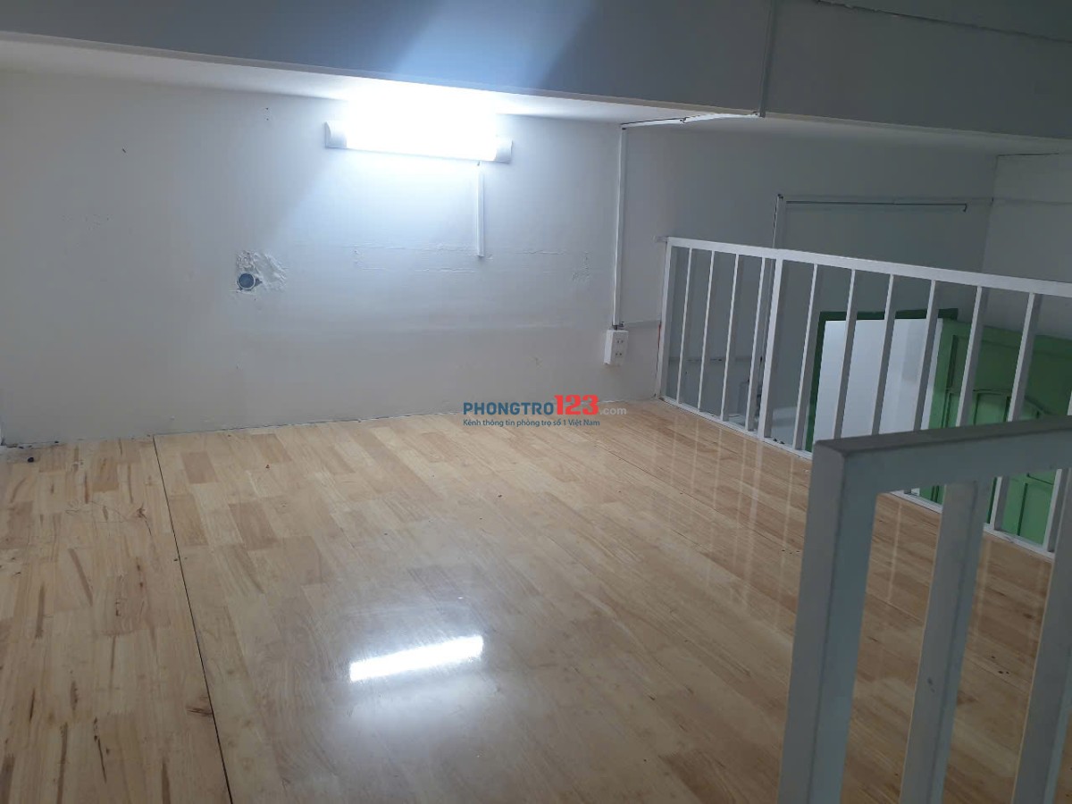 Cho thuê 2 phòng trọ đủ tiện nghi, giờ tự do, bancon rộng. Giá 3tr/th và 3tr500/th 0918707912 Hiền