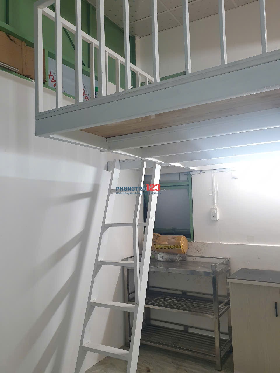 Cho thuê 2 phòng trọ đủ tiện nghi, giờ tự do, bancon rộng. Giá 3tr/th và 3tr500/th 0918707912 Hiền
